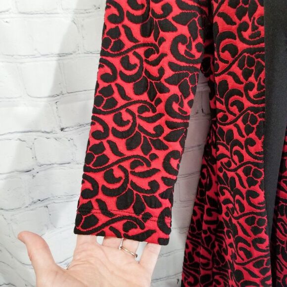 Dress Barn Red & Black Patterned Knit Fit & Flare Dress Size 10 - Picture 3 of 7